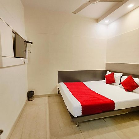 Hare Krishna Main Bazar Hotell New Delhi Exteriör bild