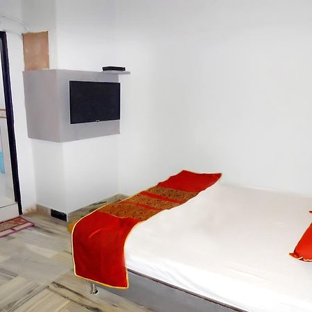 Hare Krishna Main Bazar Hotell New Delhi Exteriör bild