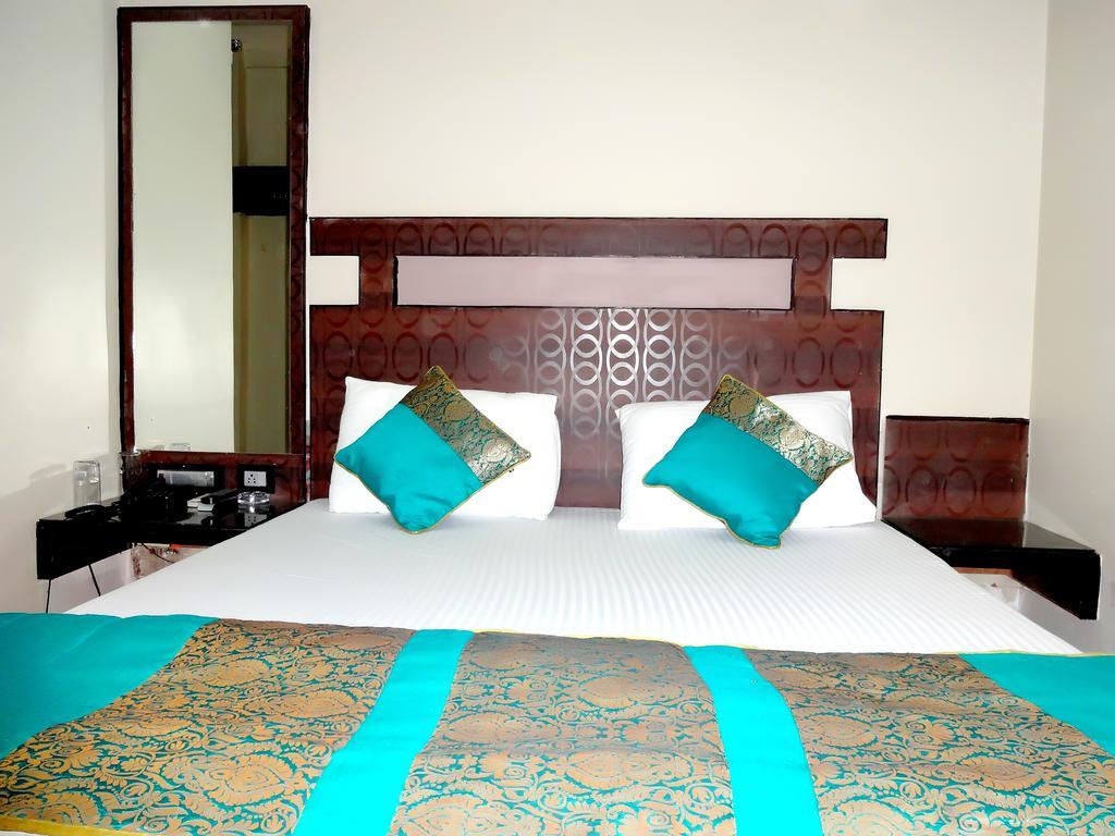 Hare Krishna Main Bazar Hotell New Delhi Exteriör bild